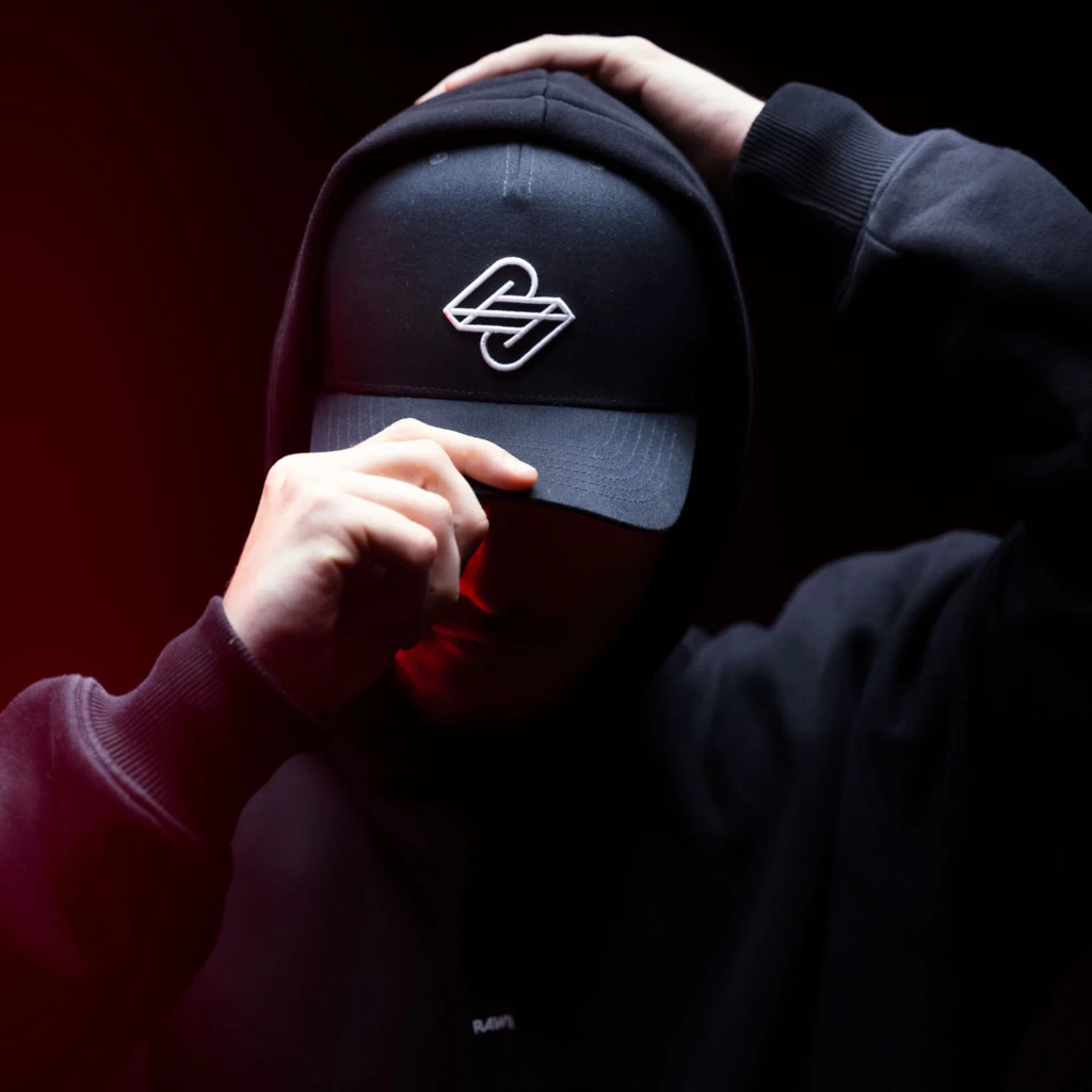 Cap Shadow