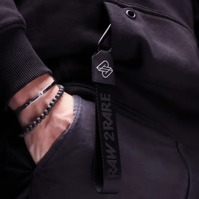 2hook-black-lifestyle-hoodie_1920x1920